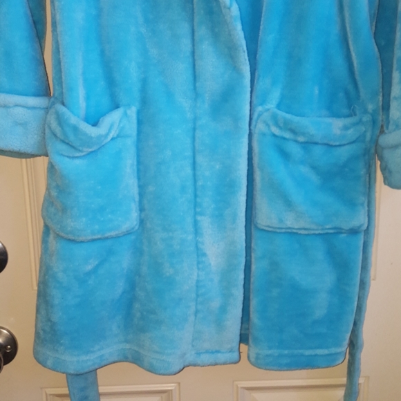 Bathrobe - Picture 5 of 12
